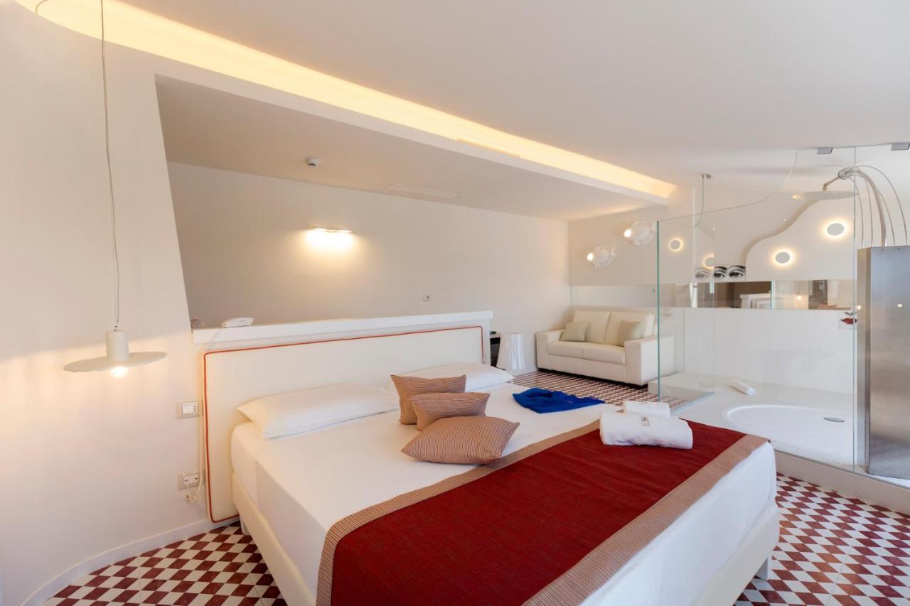 Suite Hotel L'Oasi Di Riaci (Adults Only) Santa Domenica  Ngoại thất bức ảnh