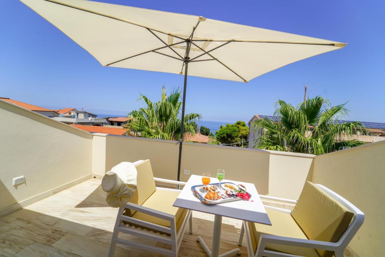 Suite Hotel L'Oasi Di Riaci (Adults Only) Santa Domenica  Ngoại thất bức ảnh