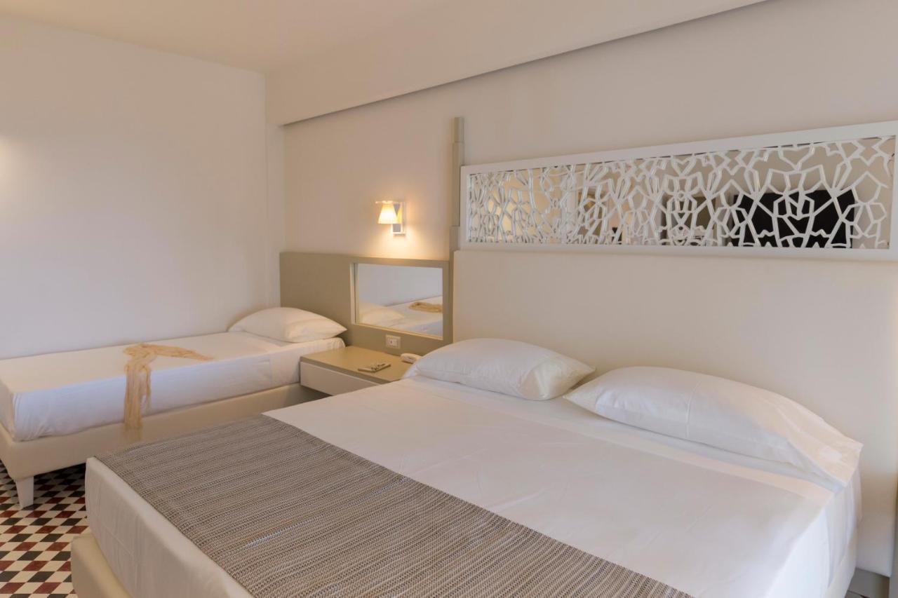 Suite Hotel L'Oasi Di Riaci (Adults Only) Santa Domenica  Ngoại thất bức ảnh